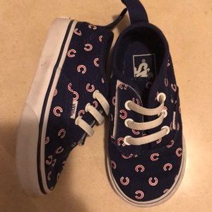 Chicago Cubs Vans size 7 unisex— Velcro closure